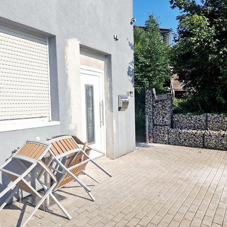 Gruppenfreundliches Apartment Herzogenaurach Bagian luar foto
